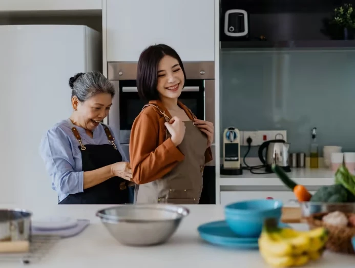 T&ocirc;i đ&atilde; nghĩ chỉ cần chăm chỉ, hiền l&agrave;nh l&agrave; sẽ nhanh ch&oacute;ng c&oacute; được t&igrave;nh cảm của mẹ chồng, nhất l&agrave; khi l&agrave;m d&acirc;u xa xứ (Ảnh minh họa)