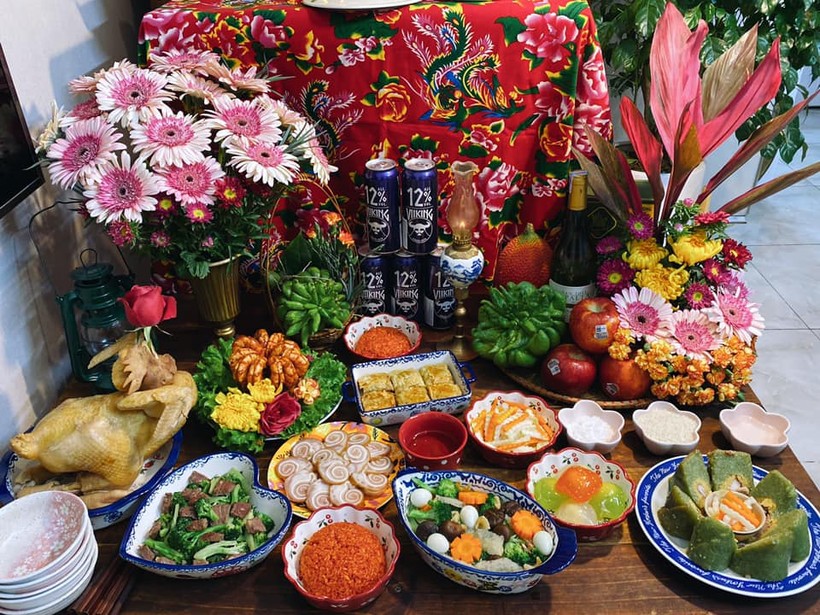 Những m&acirc;m cỗ c&uacute;ng đẹp mỹ m&atilde;n từ c&aacute;c chị em tr&ecirc;n mạng - H&igrave;nh minh hoạ