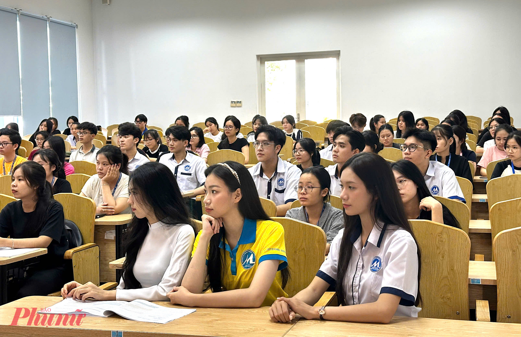 năm 2025, Trường Đại học T&agrave;i ch&iacute;nh - Marketing cũng mở ng&agrave;nh khoa học dữ liệu với kh&aacute; nhiều chỉ ti&ecirc;u - Ảnh: NL