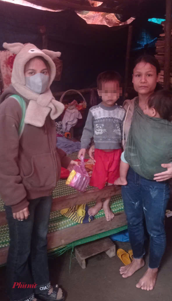 Ng&agrave;nh chức năng đến từng nh&agrave; vận động trẻ em đi kh&aacute;m