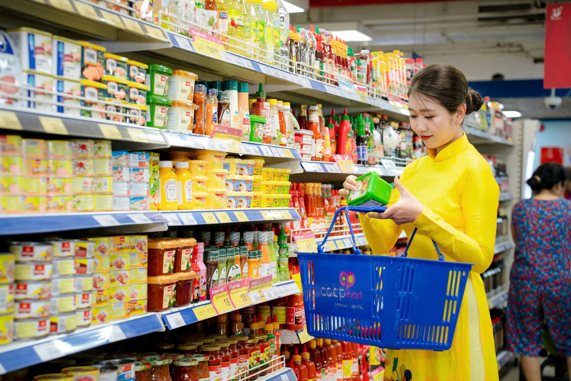 Nhiều người ti&ecirc;u d&ugrave;ng c&oacute; xu hướng chọn thực phẩm thanh đạm hơn sau tết
