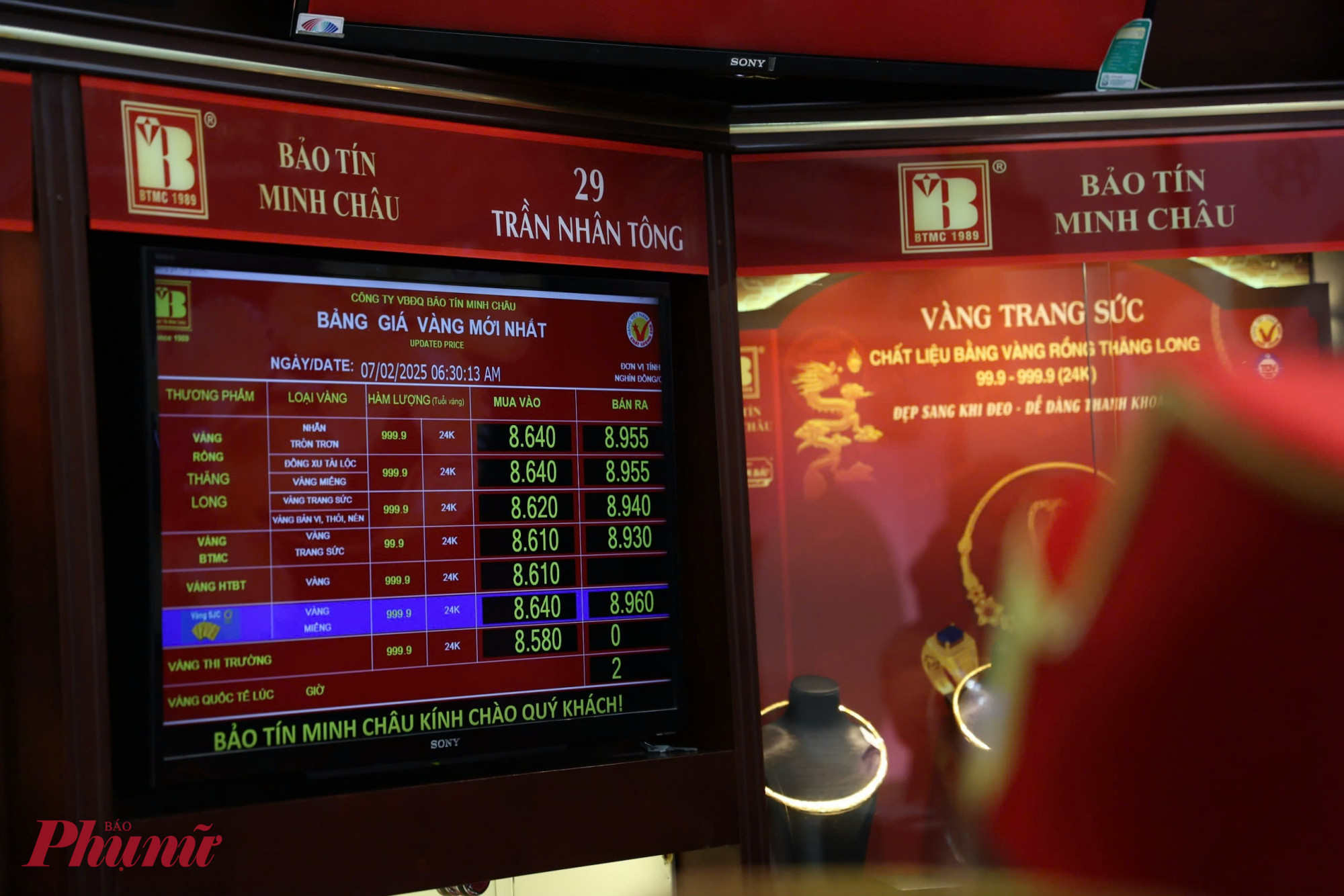 Đầu giờ s&aacute;ng, gi&aacute; b&aacute;n v&agrave;ng ở Bảo T&iacute;n Minh Ch&acirc;u l&agrave; 89,5 triệu đồng/lượng (v&agrave;ng nhẫn, đồng xu t&agrave;i lộc) v&agrave; 89,6 triệu đồng/lượng (v&agrave;ng miếng SJC).