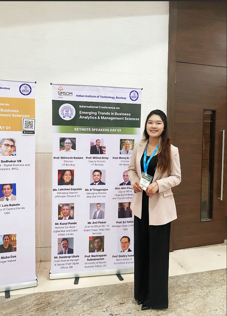 Thu Ho&agrave;i trong hội nghị BAMS-ORSI 2024 tại Ấn Độ trong th&aacute;ng 12/2024 - Ảnh: FPT
