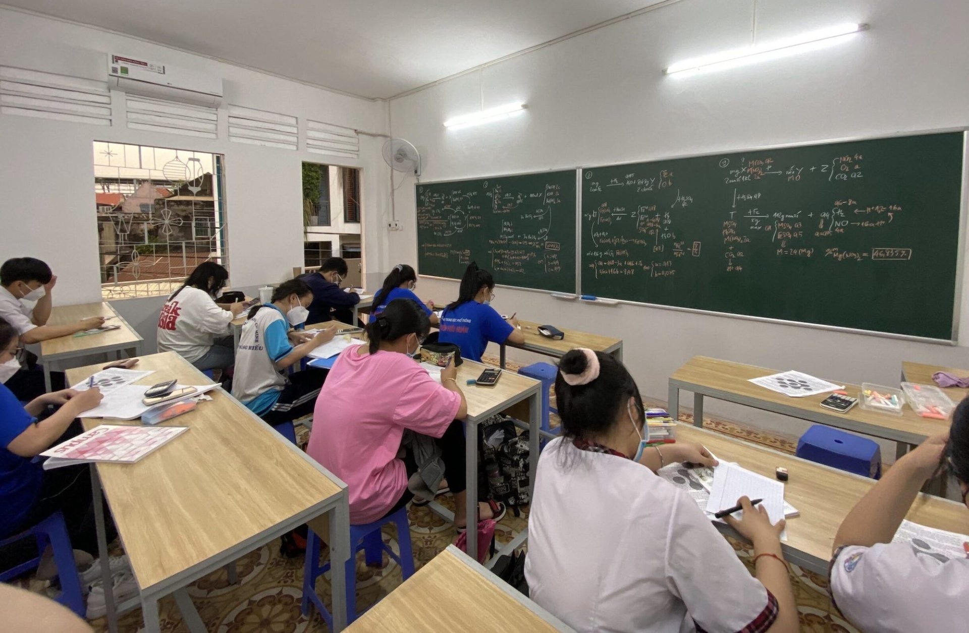 B&ecirc;n cạnh Th&ocirc;ng tư 29, cần nhiều