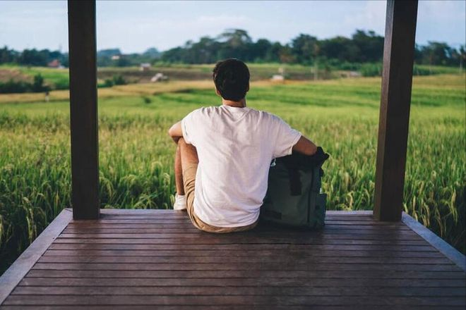 D&ugrave; c&oacute; nhiều bạn b&egrave;, anh Nam vẫn chọn đi du lịch một m&igrave;nh (ảnh minh họa)