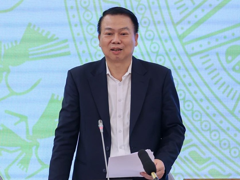 Thứ trưởng Bộ T&agrave;i ch&iacute;nh Nguyễn Đức Chi th&ocirc;ng tin về vấn đề ph&aacute;p l&yacute;, quản l&yacute; li&ecirc;n quan đến tiền ảo, tiền số. (Ảnh: Nhật Bắc)