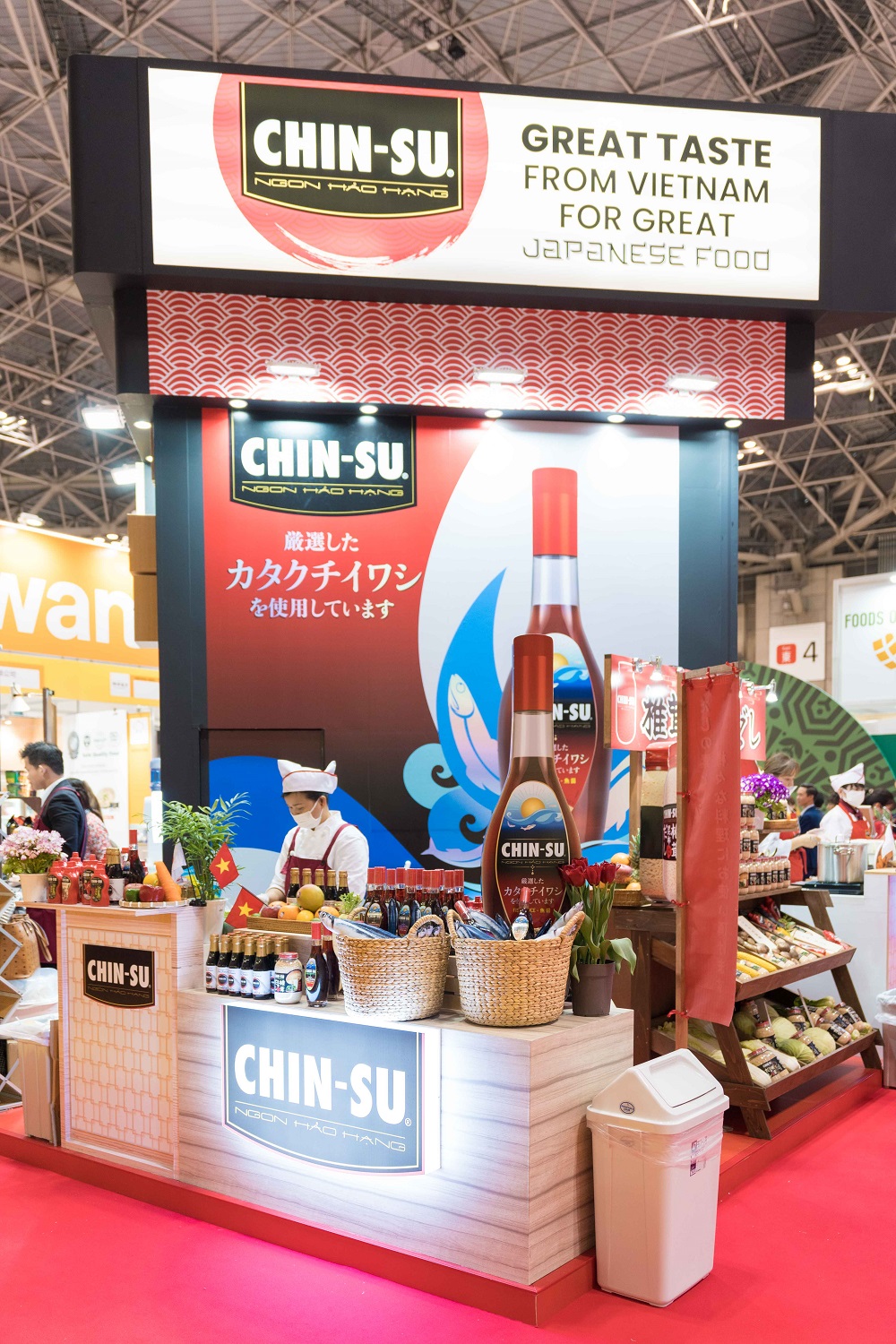 CHIN-SU c&aacute; cơm biển Đ&ocirc;ng l&agrave; thương hiệu Việt thu h&uacute;t tại Foodex Nhật Bản 2024