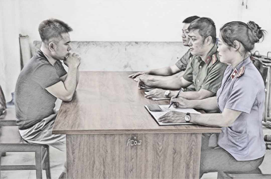 Đậu Trọng Gi&aacute;p tại cơ quan c&ocirc;ng an - Ảnh c&ocirc;ng an cung cấp