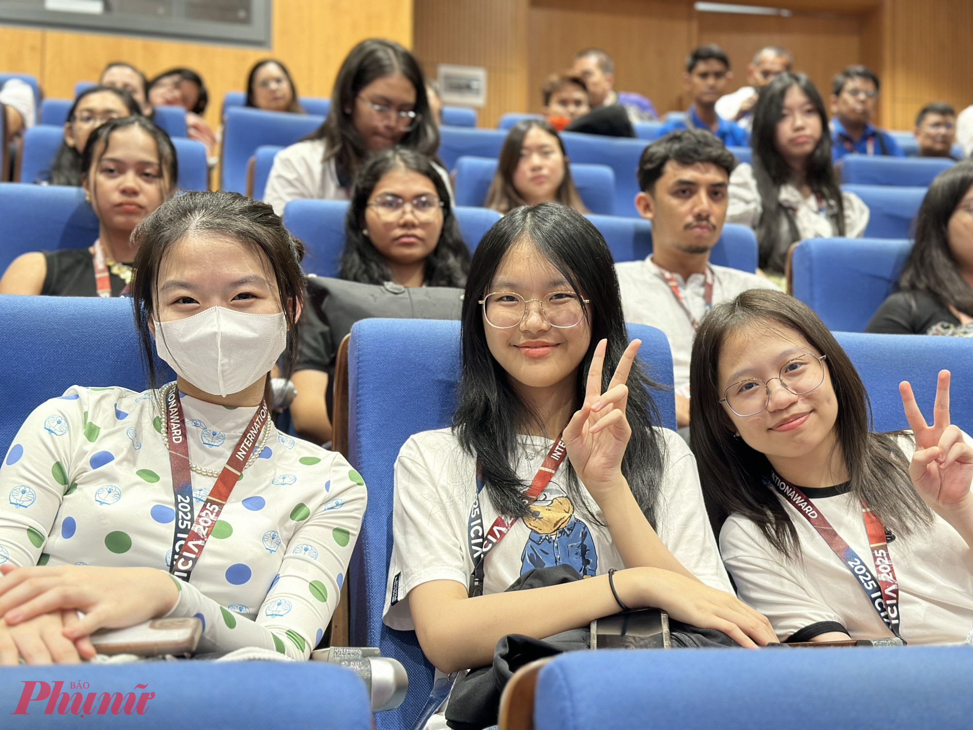 Nh&oacute;m học sinh đến từ Th&aacute;i Lan tham gia Giải thưởng S&aacute;ng tạo v&agrave; đổi mới quốc tế tại TPHCM - Ảnh: Nguyễn Loan