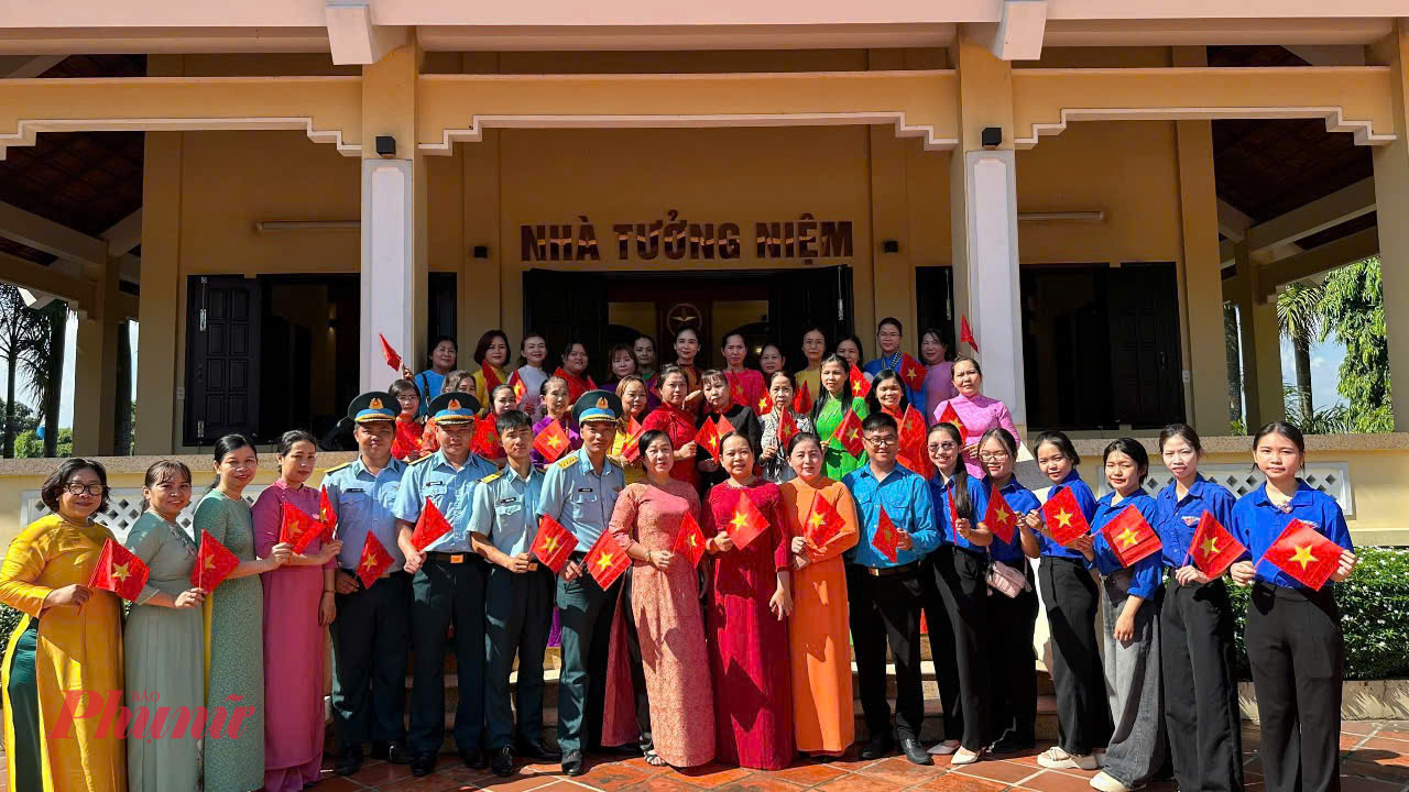 Nh&acirc;n dịp kỷ niệm 50 Ng&agrave;y Giải ph&oacute;ng miền Nam thống nhất đất nước