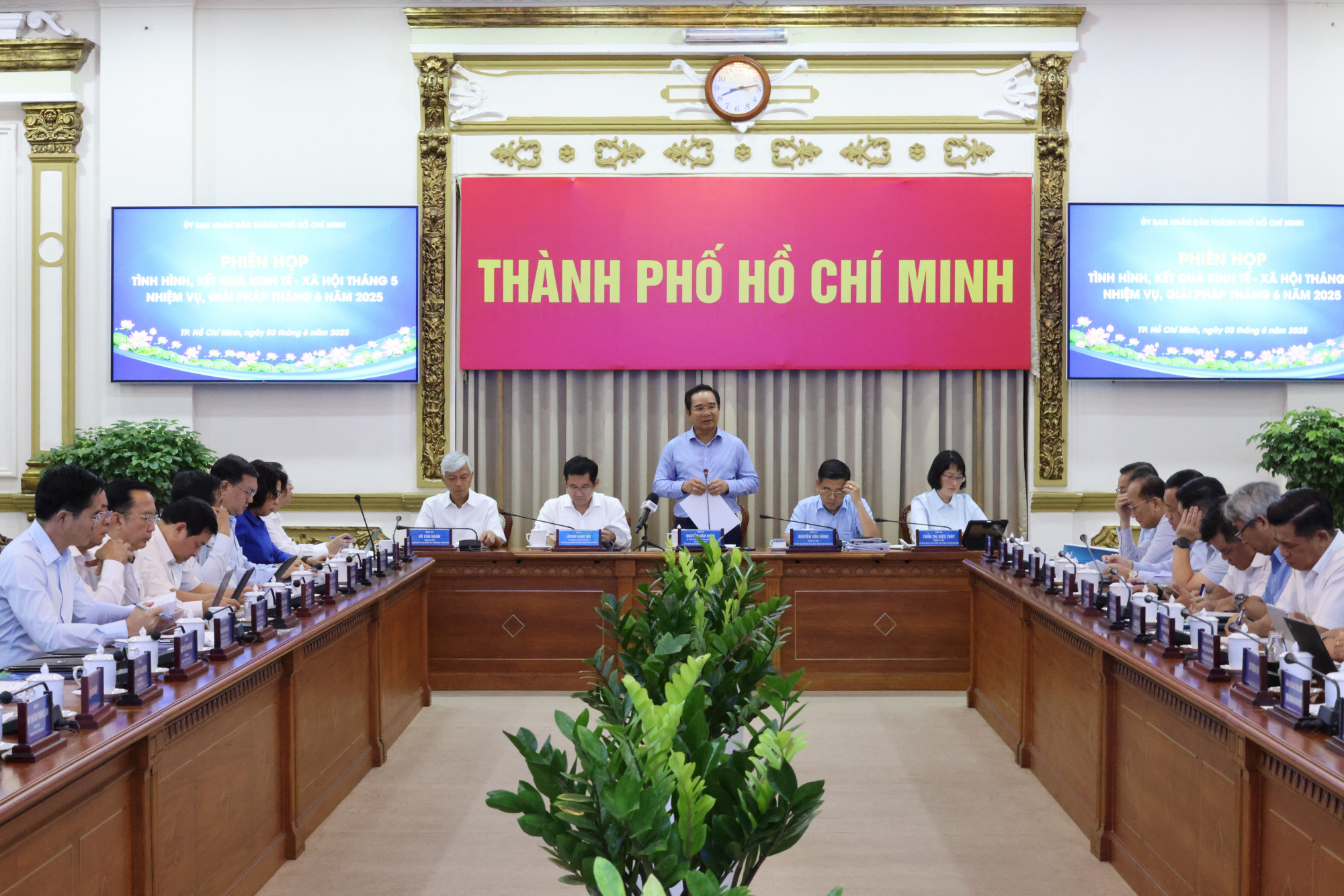 TPHCM h&igrave;nh h&igrave;nh, kết quả kinh tế - x&atilde; hội th&aacute;ng 5; nhiệm vụ, giải ph&aacute;p trọng t&acirc;m th&aacute;ng 6 năm 2025