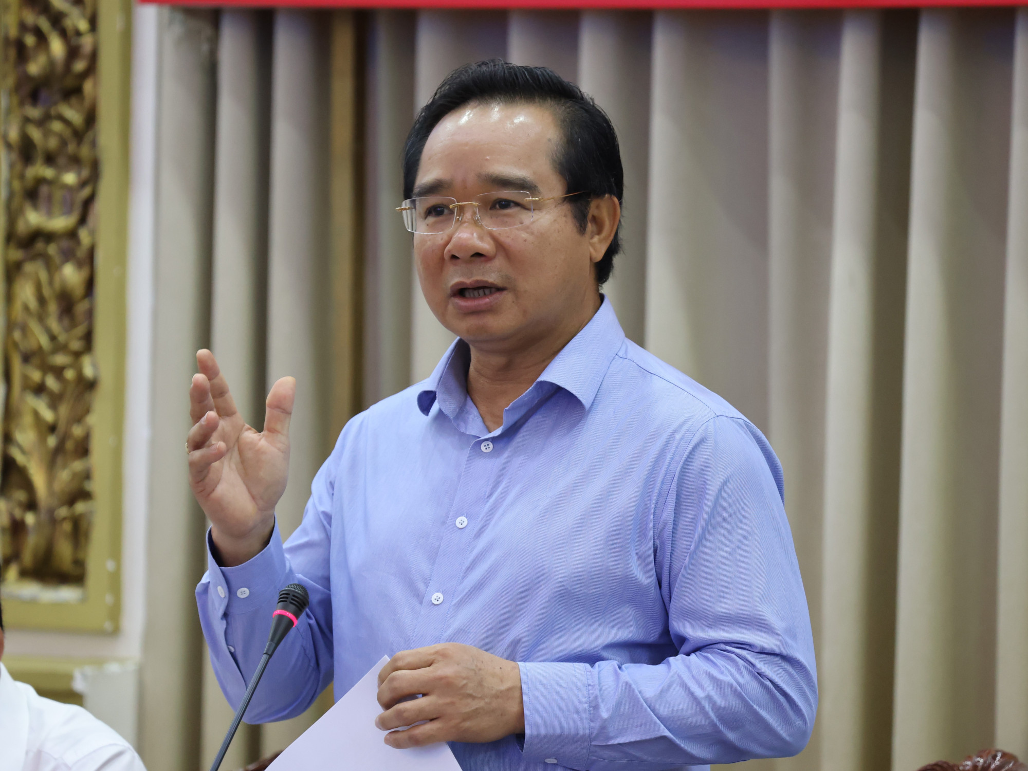 Chủ tịch UBND TPHCM Nguyễn Văn Dươc ph&aacute;t biểu tại hội nghị 