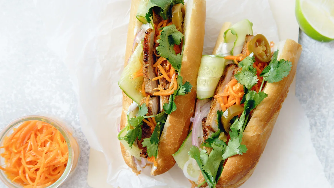 B&aacute;nh m&igrave; li&ecirc;n tục giữ vững phong độ trong bảng xế hạng những m&oacute;n b&aacute;nh kẹp (sandwich) ngon nhất thế giới