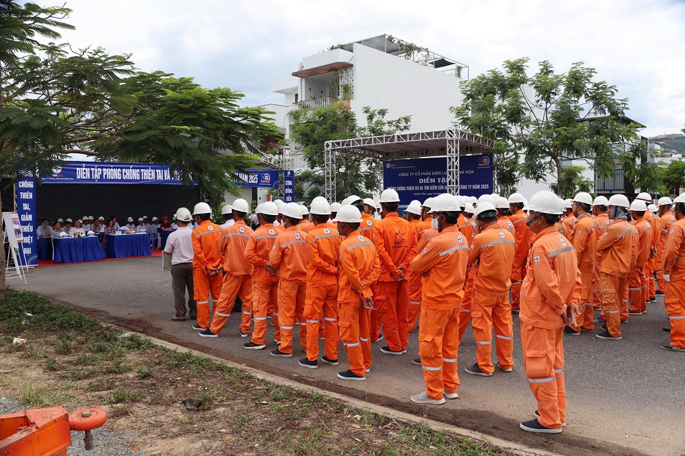 To&agrave;n cảnh buổi diễn tập