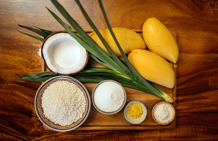 Nguy&ecirc;n liệu cần thiết cho m&oacute;n x&ocirc;i xo&agrave;i Th&aacute;i
