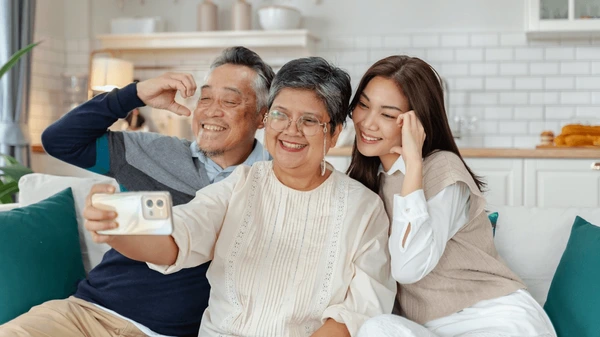 Nơi b&igrave;nh y&ecirc;n nhất đ&oacute; l&agrave; gia đ&igrave;nh (ảnh minh họa)