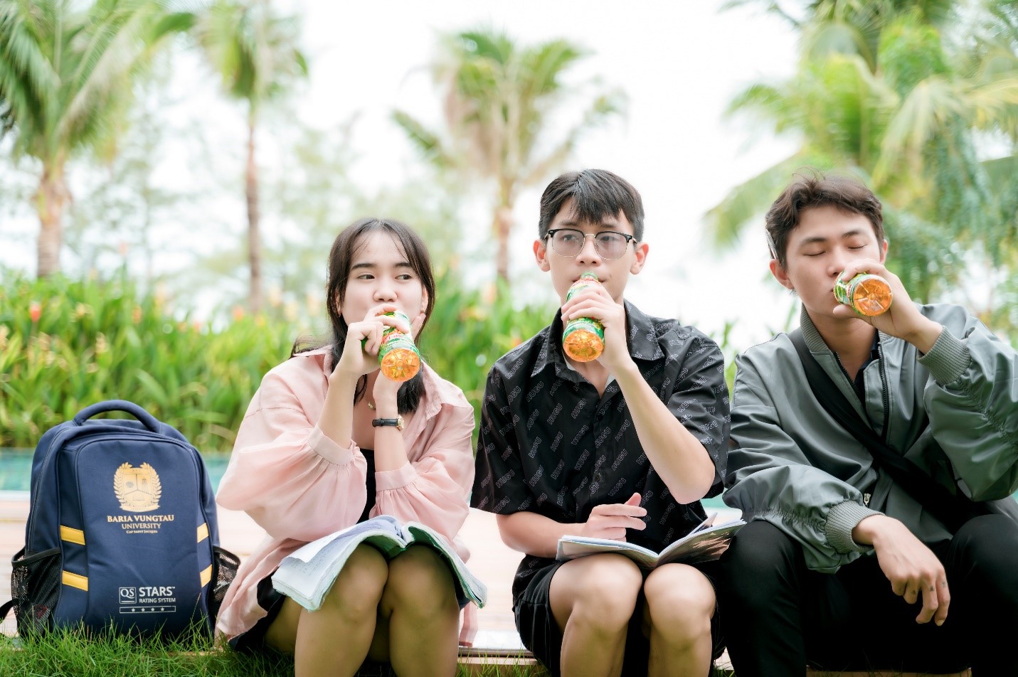 Chỉ cần đến cửa h&agrave;ng tạp h&oacute;a, cửa h&agrave;ng tiện lợi, si&ecirc;u thị l&agrave; c&oacute; thể mua Tr&agrave; Xanh Kh&ocirc;ng Độ c&oacute; nh&atilde;n khuyến m&atilde;i để tham gia dự thưởng - Ảnh: THP