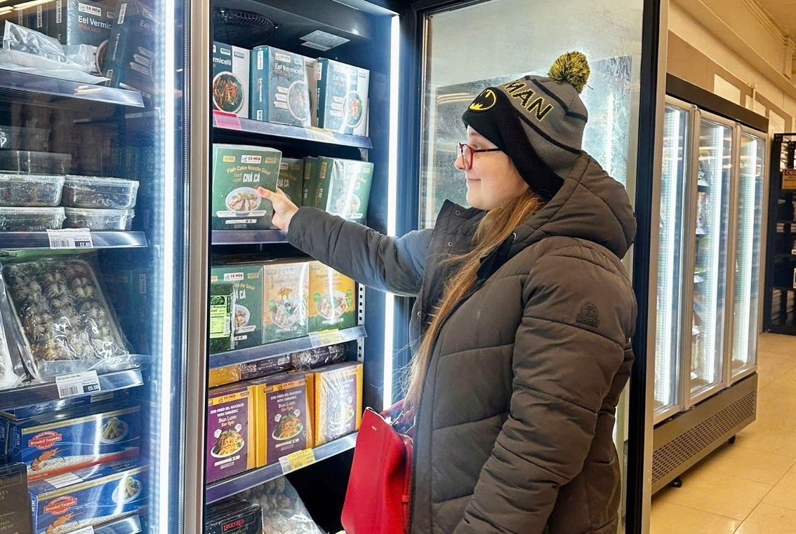 Sản phẩm của C&agrave; M&egrave;n Foods trong si&ecirc;u thị ở Canada - ẢNH: Đ&Ocirc;N L&Ecirc;