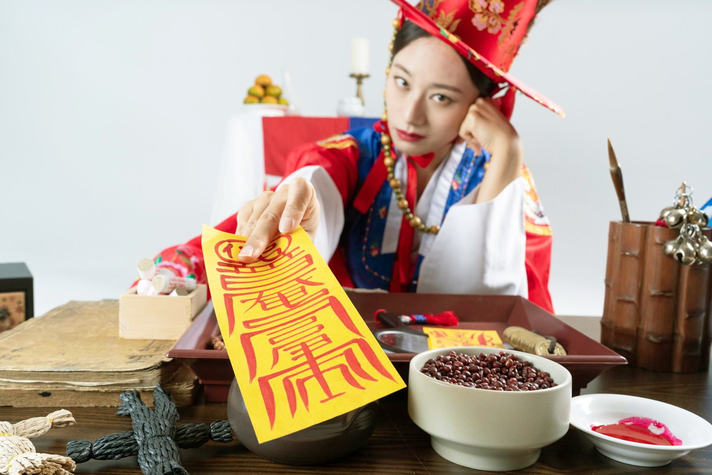 Khoảng 20% người d&acirc;n H&agrave;n Quốc tham khảo &yacute; kiến của thầy b&oacute;i trước khi đưa ra c&aacute;c quyết định quan trọng - Nguồn ảnh minh họa: Getty Images