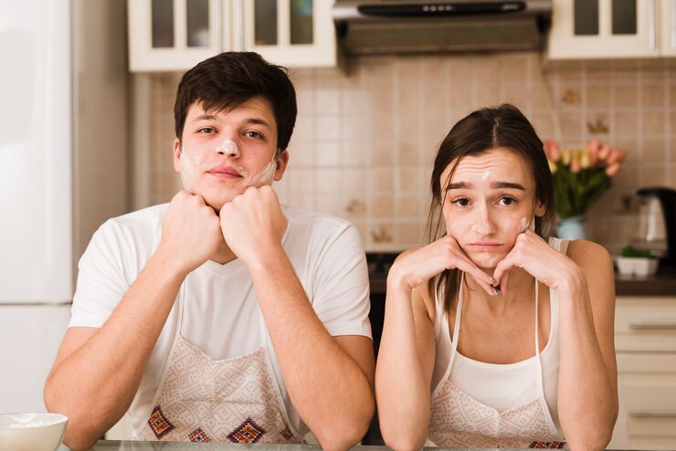 Chồng muốn mang niềm vui cho vợ, nhưng vợ lại kh&ocirc;ng thể hiện cảm x&uacute;c. Ảnh minh họa: Freebik