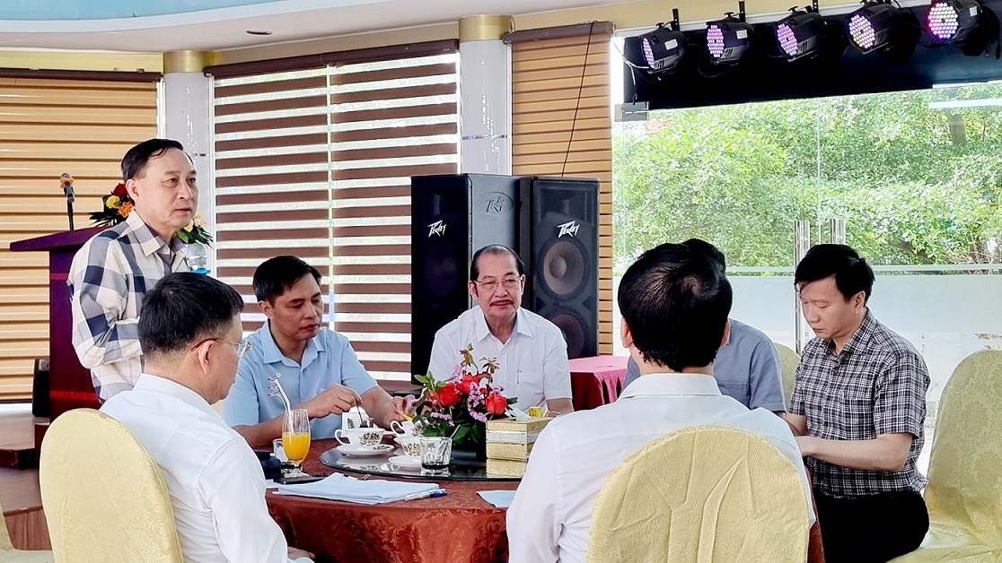 Chương tr&igrave;nh C&agrave; ph&ecirc; doanh nh&acirc;n của tỉnh Quảng Ninh, nhằm Đối thoại ch&iacute;nh s&aacute;ch, th&aacute;o gỡ vướng mắc cho doanh nghiệp. Ảnh: Thanh T&acirc;n