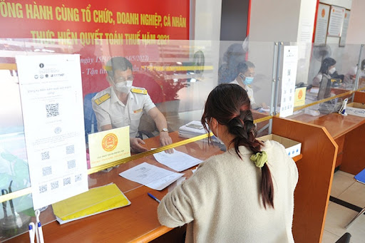 Dụa thảo sửa đổi luật thuế thu nhập c&aacute; nh&acirc;n đang nhận được nhiều &yacute; kiến từ giới chuy&ecirc;n gia. Ảnh minh họa