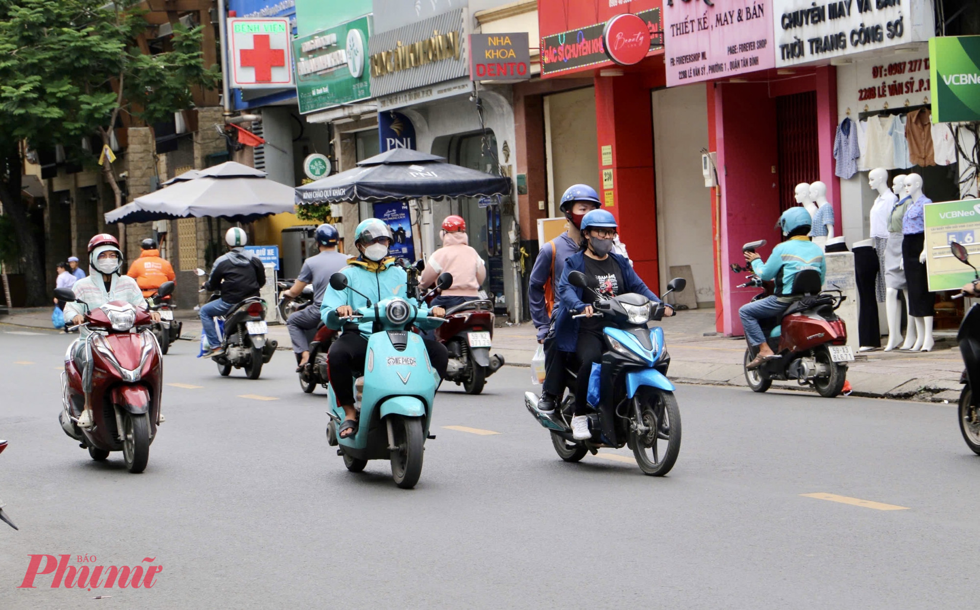 TPHCM l&ecirc;n kế hoạch hạn chế xe chạy xăng dầu trong trung t&acirc;m th&agrave;nh phố từ 2026 - Ảnh: Thanh T&acirc;m