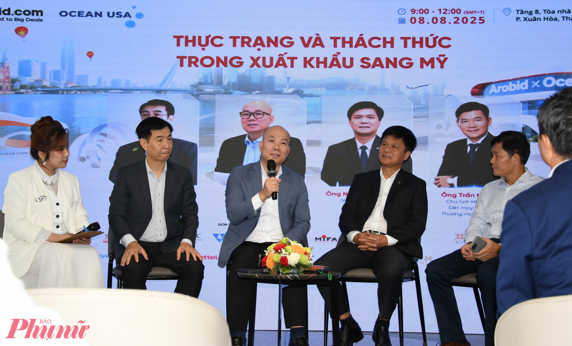 &Ocirc;ng Vũ B&aacute; Ph&uacute; - Cục trưởng Cục X&uacute;c tiến thương mại chia sẻ về những thay đổi trong thuế quan khi xuất khẩu sang Mỹ 