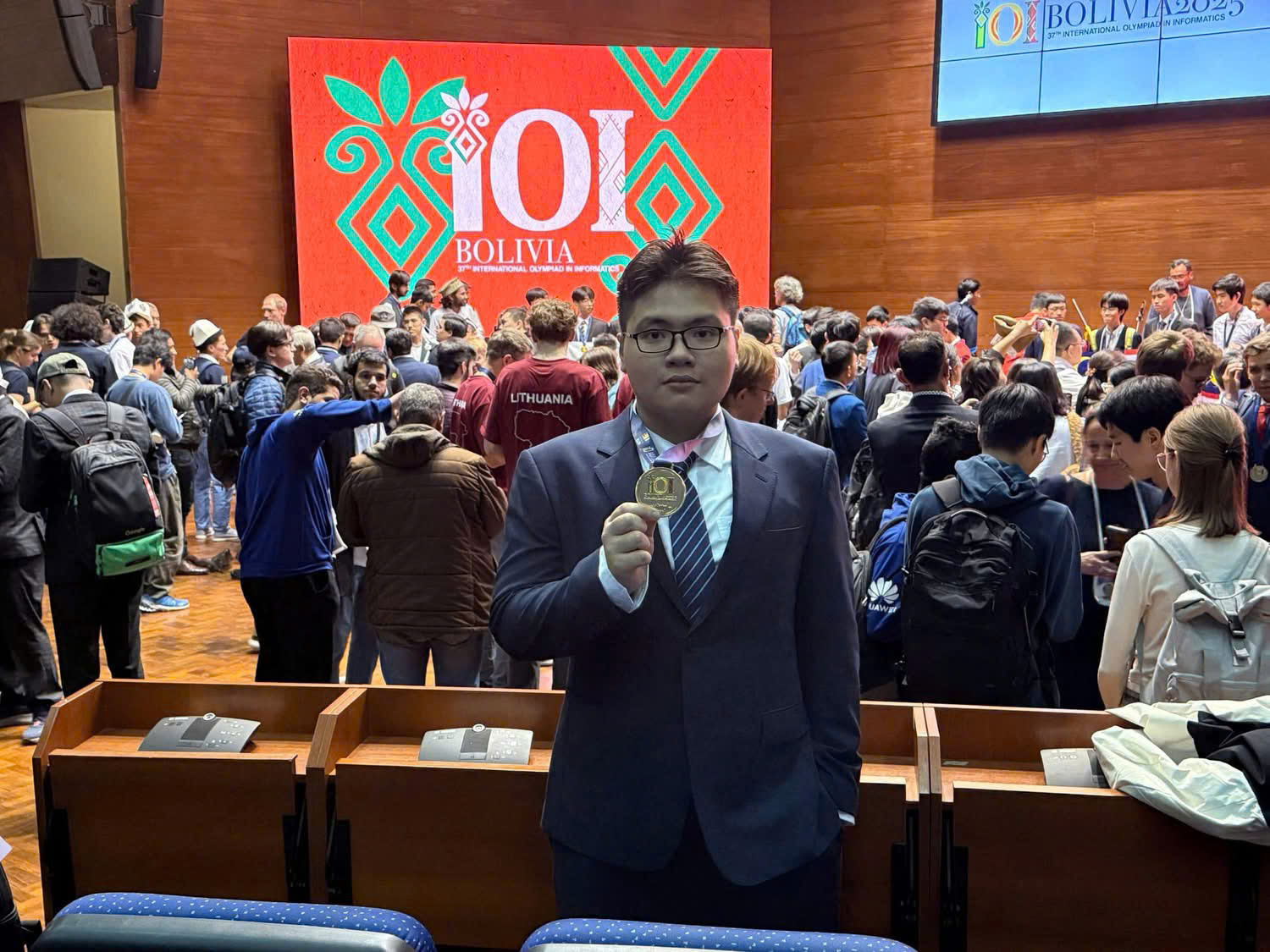 L&ecirc; Kiến Th&agrave;nh tại Olympic Tin học quốc tế (IOI) năm 2025 - Ảnh: MOET