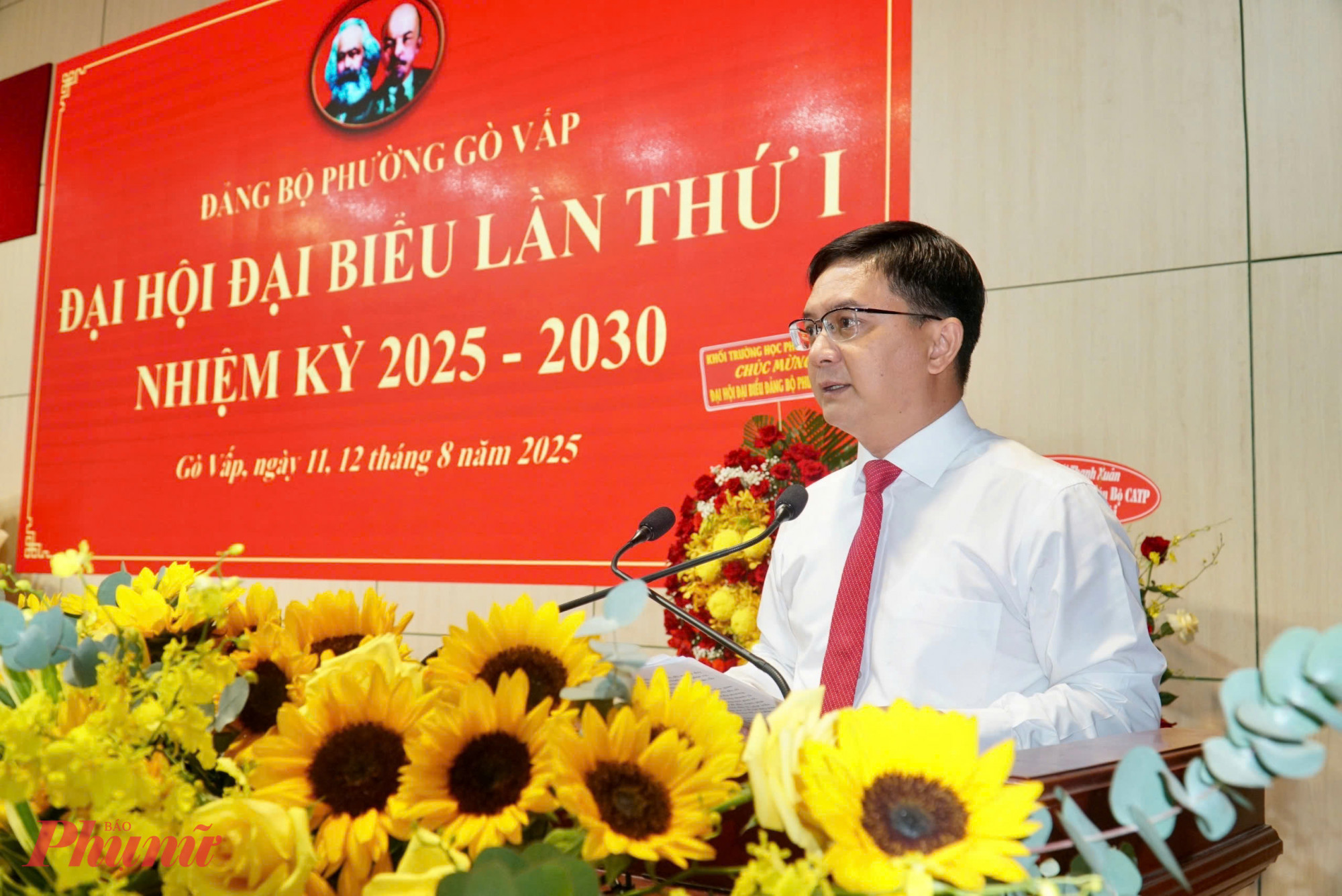 Ph&oacute; Chủ tịch UBND TPHCM Nguyễn Mạnh Cường đề nghị Đảng bộ phường G&ograve; Vấp n&acirc;ng chất đội ngũ c&aacute;n bộ, ho&agrave;n th&agrave;nh c&aacute;c mục ti&ecirc;u nhiệm kỳ mới - Ảnh: Thanh T&acirc;m