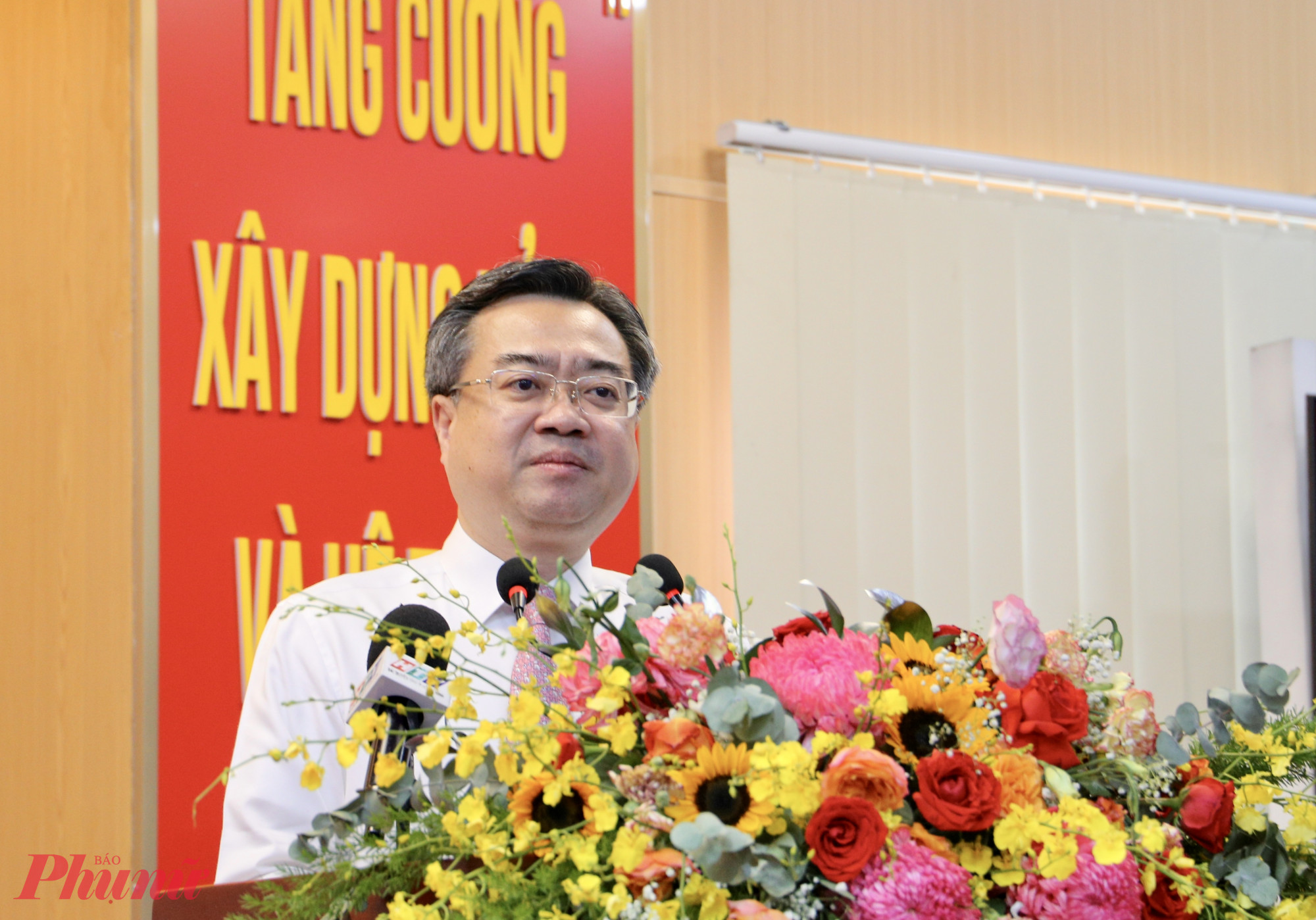 &Ocirc;ng Nguyễn Thanh Nghị ph&aacute;t biểu chỉ đạo tại Đại hội Đại biểu phường B&igrave;nh T&acirc;n - Ảnh: Thanh T&acirc;m