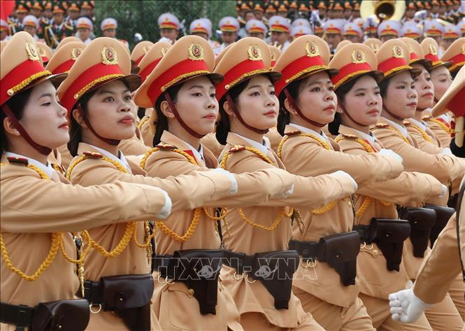 Khối nữ Sĩ quan Cảnh s&aacute;t giao th&ocirc;ng - Ảnh: L&acirc;m Kh&aacute;nh/TTXVN