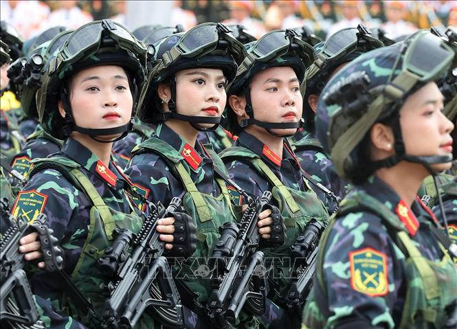 Khối nữ chiến sĩ Biệt động. Ảnh: L&acirc;m Kh&aacute;nh/TTXVN
