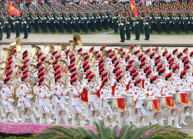 Khối nữ Qu&acirc;n nhạc - Ảnh: Phương Hoa/TTXVN