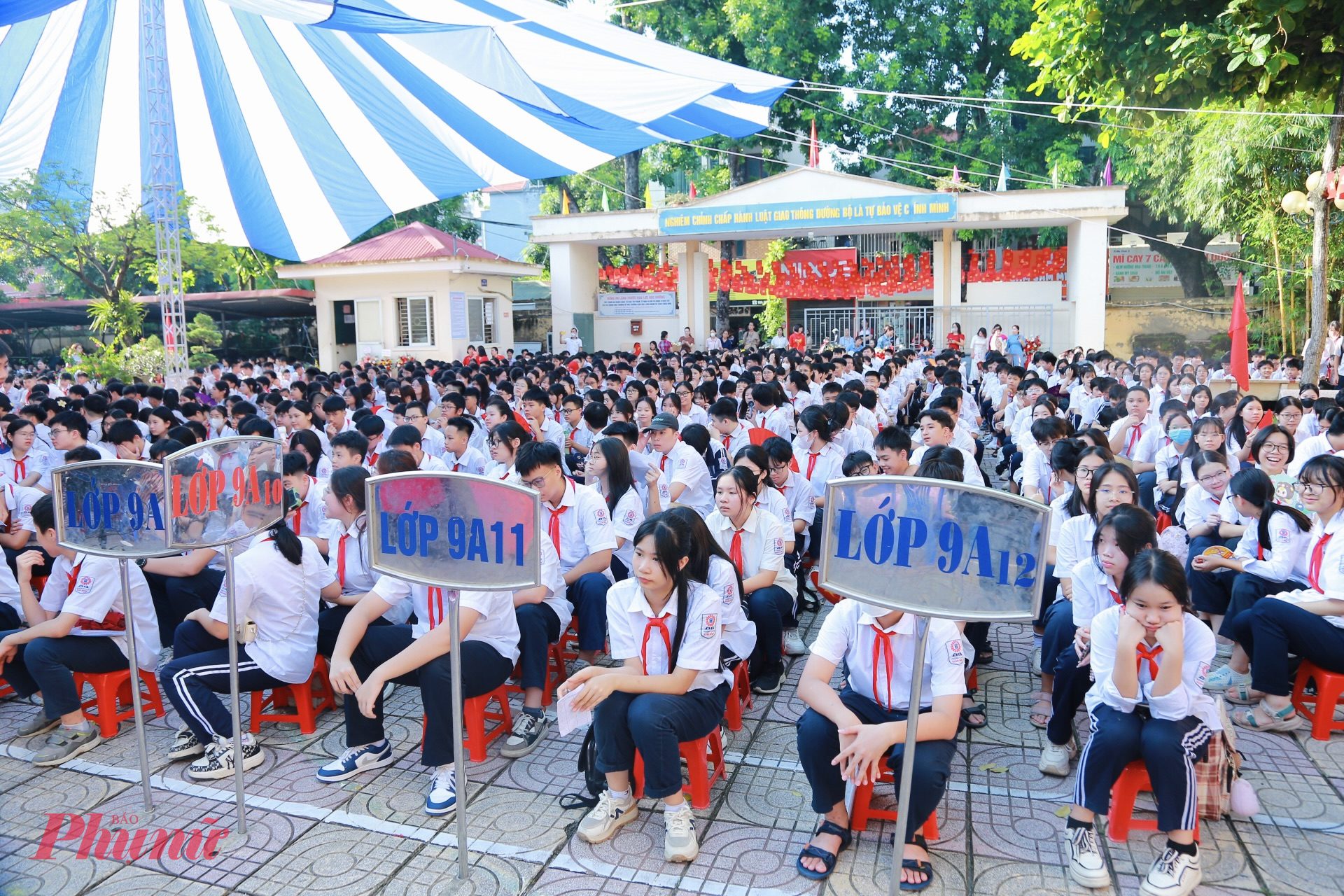 Hiệu trưởng L&ecirc; Thị Thu H&agrave; &ndash;  khẳng định đ&atilde; ho&agrave;n tất mọi c&ocirc;ng t&aacute;c chuẩn bị, sẵn s&agrave;ng cho một Lễ khai giảng &yacute; nghĩa.
