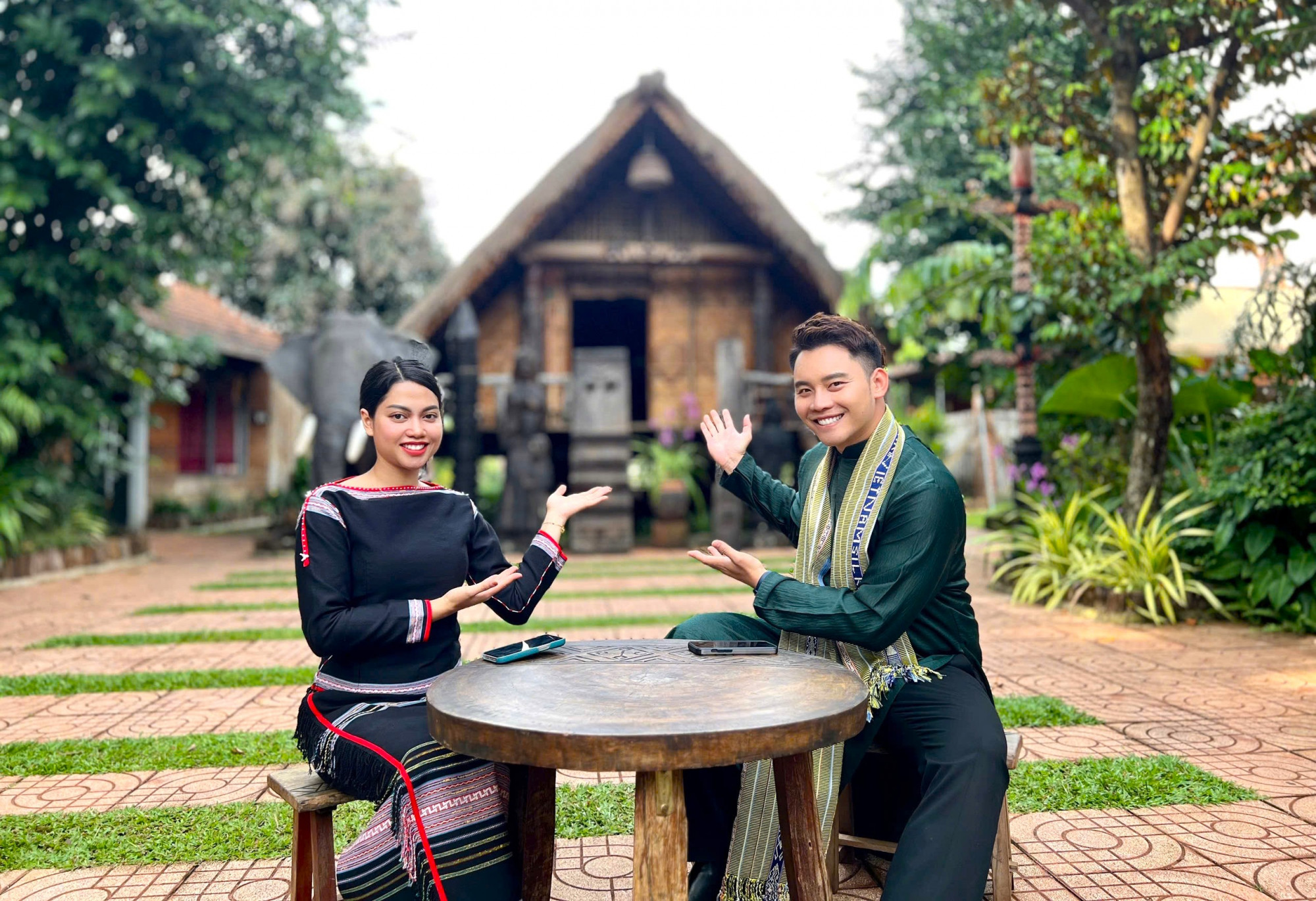 Chị H Zu Ni Niê luôn nỗ lực lan tỏa tình yêu văn hóa dân tộc đến cộng đồng