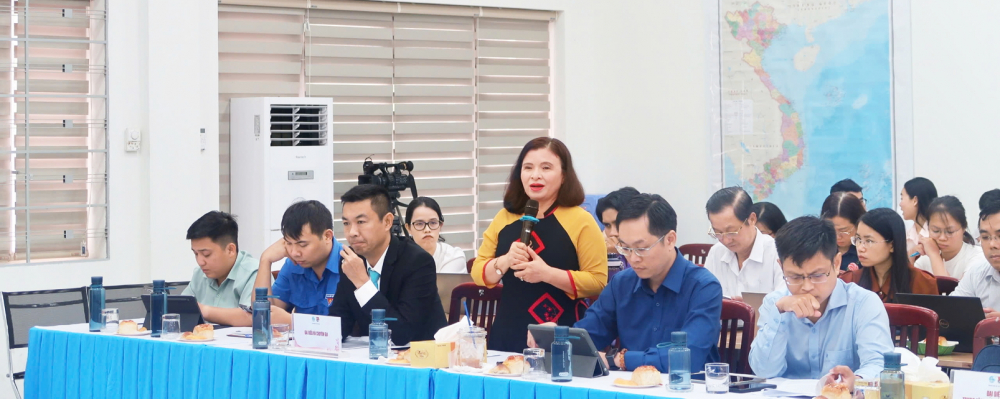 Các đại biểu đã góp ý nhiều giải pháp để thực hiện các chỉ số HDI, SDI, BMI