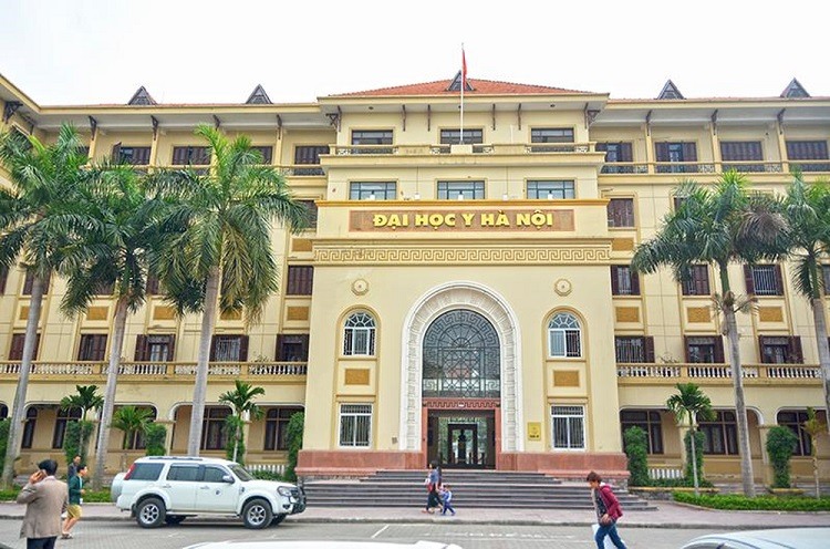 Trường đại học Y H&agrave; Nội tuyển th&ecirc;m 80 sinh vi&ecirc;n ng&agrave;nh c&ocirc;ng t&aacute;c x&atilde; hội.