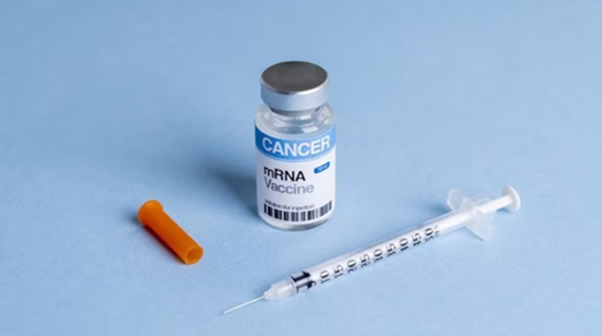 Vắc-xin mRNA &ldquo;hướng dẫn&rdquo; c&aacute;c tế b&agrave;o của cơ thể sản xuất protein cần thiết để k&iacute;ch hoạt phản ứng miễn dịch chống lại tế b&agrave;o ung thư &mdash; Ảnh: India Today 