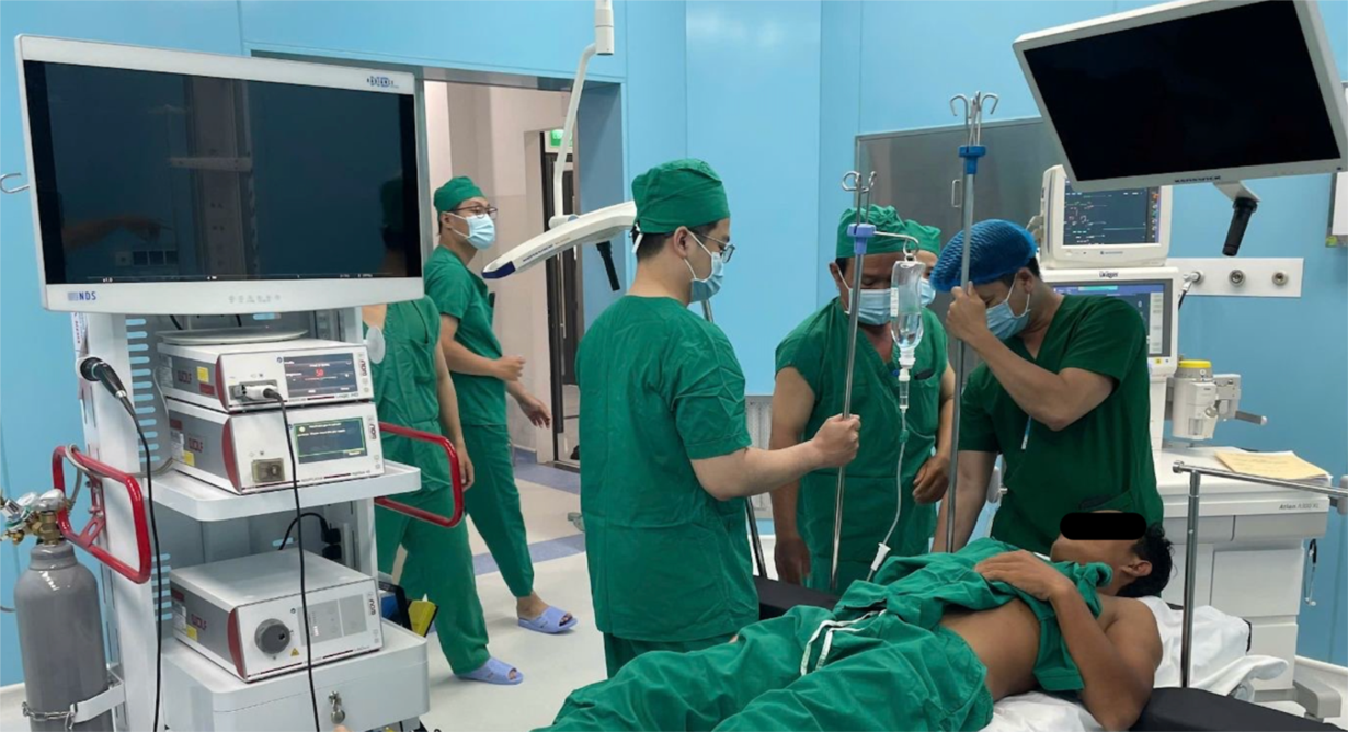 Người bệnh được phẫu thuật nội soi xử l&yacute; vi&ecirc;m ruột thừa tại C&ocirc;n Đảo, ảnh SYT