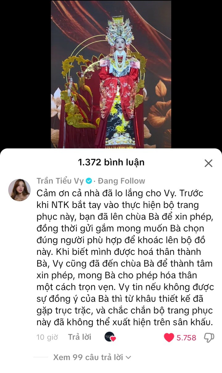 Tiểu Vy trấn an c&ocirc;ng ch&uacute;ng việc c&ocirc; đ&atilde; xin ph&eacute;p trước khi h&oacute;a th&acirc;n th&agrave;nh B&agrave; ch&uacute;a xứ