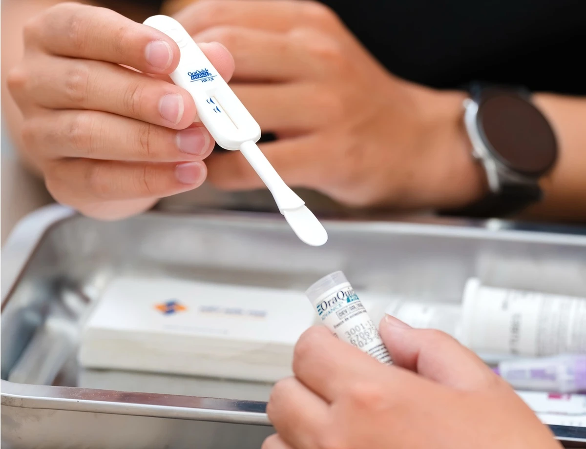 Mỗi năm, Việt Nam cung cấp hơn 2 triệu lượt dịch vụ tư vấn v&agrave; x&eacute;t nghiệm HIV