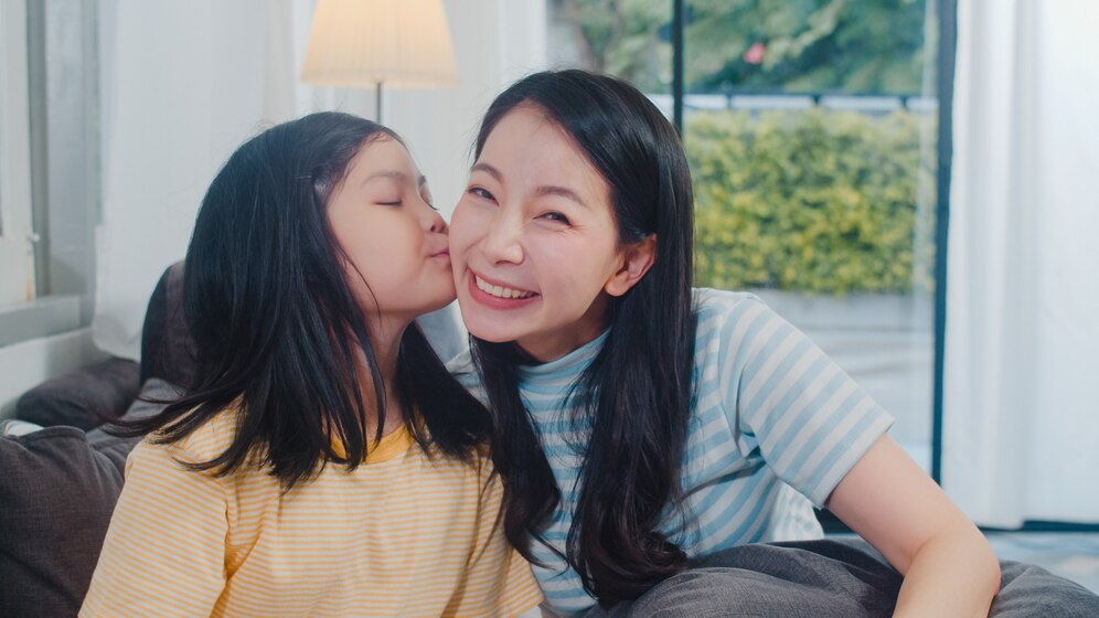 Con ri&ecirc;ng của Th&agrave;nh tỏ ra qu&yacute; mến t&ocirc;i nhưng t&ocirc;i kh&ocirc;ng đủ can đảm để l&agrave;m mẹ kế trong ho&agrave;n cảnh như thế.(H&igrave;nh minh hoạ)