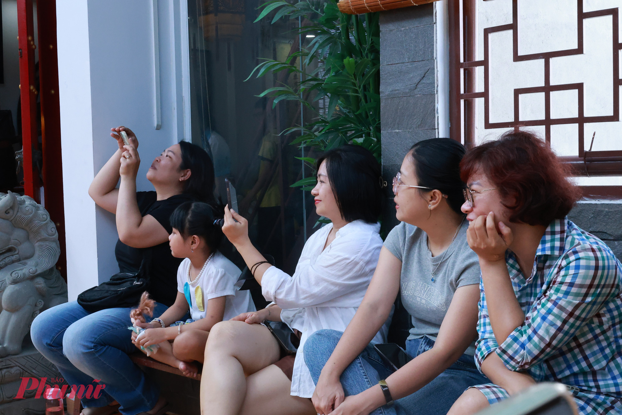 Kh&aacute;ch tham dự th&iacute;ch th&uacute; với những trải nghiệm mới 