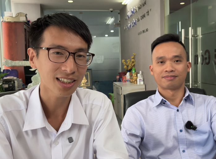Chia sẻ kiến thức tr&ecirc;n mạng x&atilde; hội đang trở th&agrave;nh xu thế - Ảnh: Đinh C&ocirc;ng Thường