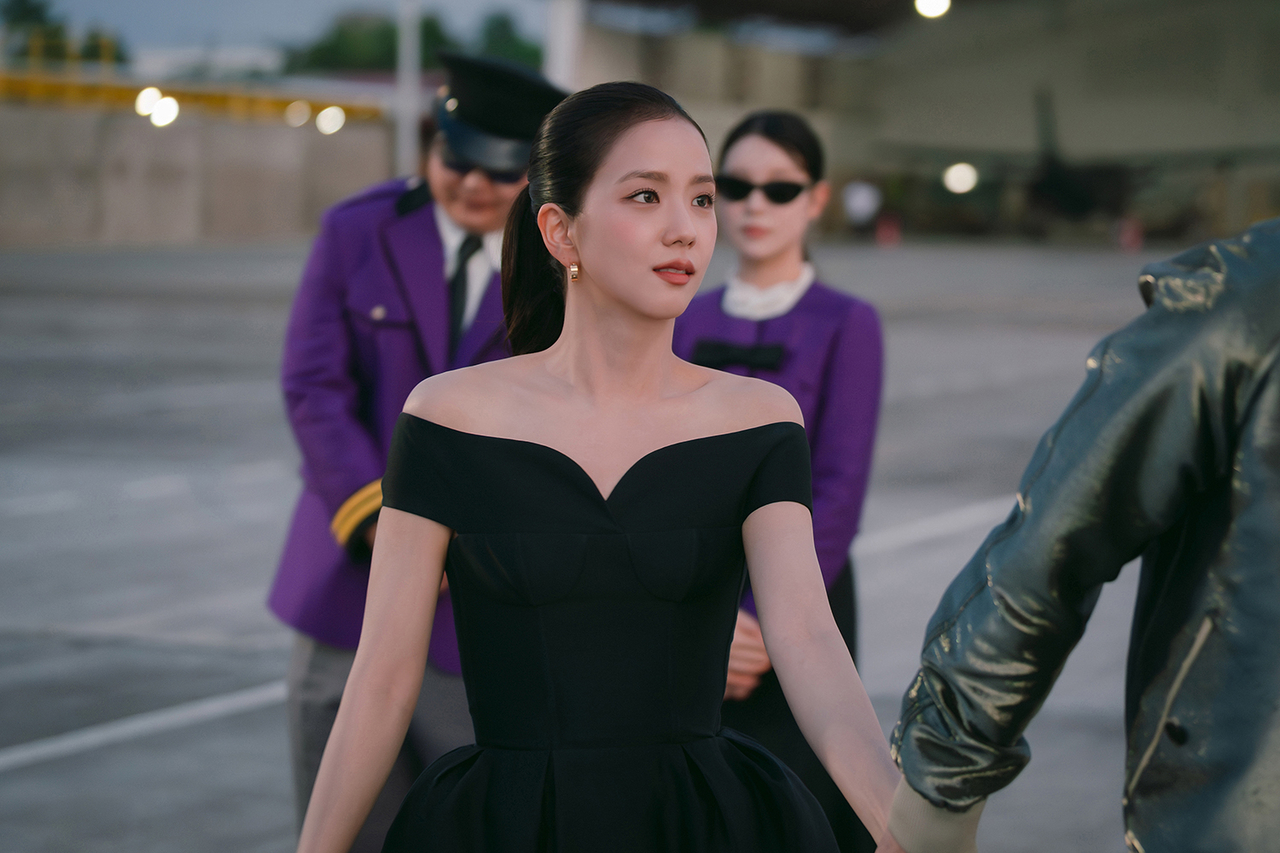 Boyfriend on Demand, với sự tham gia của Jisoo (th&agrave;nh vi&ecirc;n nh&oacute;m Blackpink) (Netflix)