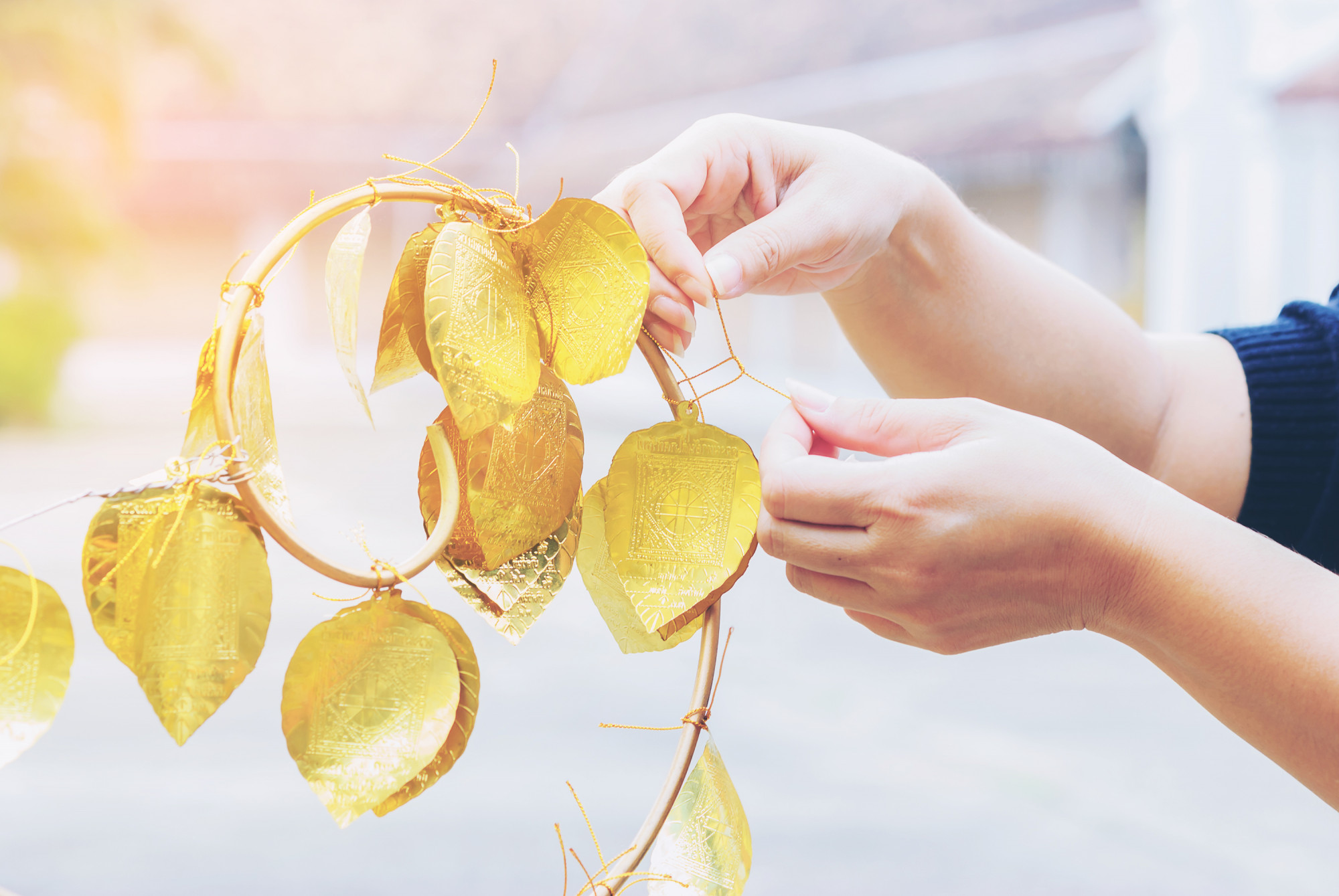 Trả lại v&agrave;ng đ&atilde; mượn l&agrave; c&aacute;ch cứu v&atilde;n t&igrave;nh cảm gia đ&igrave;nh. Ảnh minh họa: Freepik
