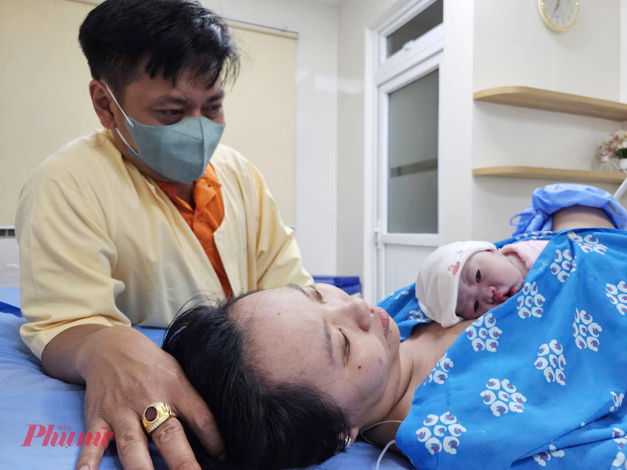 Vợ chồng chị Chi đặt t&ecirc;n con l&agrave; Thi&ecirc;n Kim, t&ecirc;n gọi vui l&agrave; b&eacute; Gạo, ước mong con c&oacute; cuộc sống đủ đầy