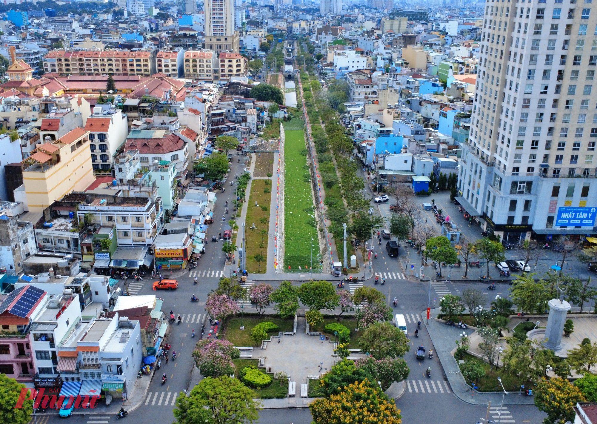 Một đoạn k&ecirc;nh H&agrave;ng B&agrave;ng đ&atilde; hồi sinh