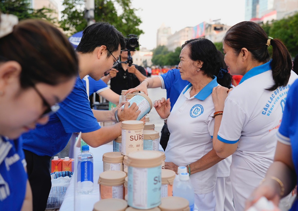 Vinamilk ph&aacute;t triển nhiều sản phẩm dinh dưỡng chuy&ecirc;n biệt cho người lớn. Ảnh: Vi Nam